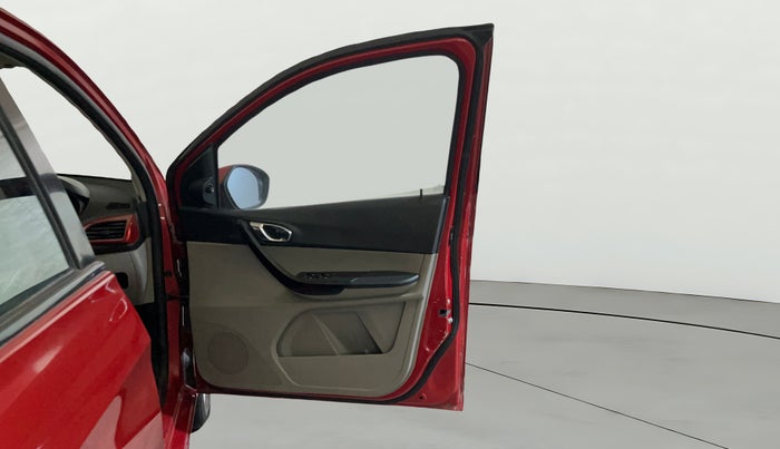 2017 Tata Tiago XZA PETROL, Petrol, Automatic, 85,073 km, RHS Front Door