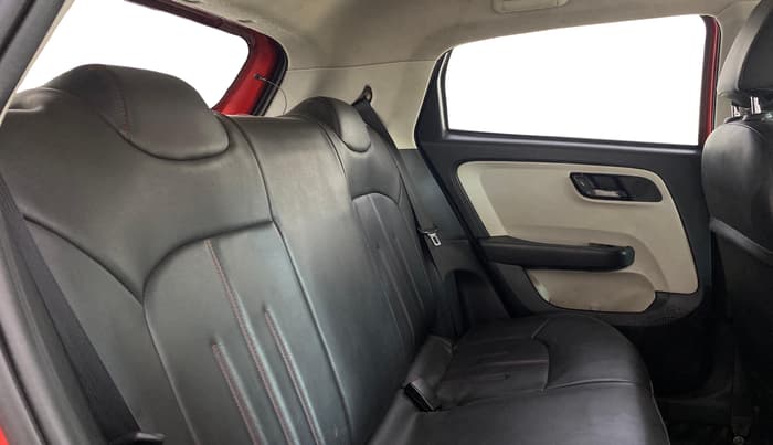 2021 Tata ALTROZ XT PETROL, Petrol, Manual, 51,137 km, Right Side Rear Door Cabin