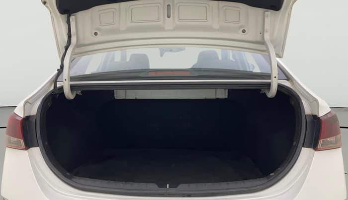 2021 Hyundai Verna SX (O) 1.0 TURBO DCT, Petrol, Automatic, 62,681 km, Boot Open Zoomed View