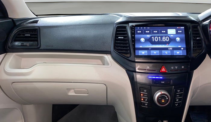 2022 Mahindra XUV300 W6 1.5 DIESEL AMT, Diesel, Automatic, 24,304 km, Air Conditioner
