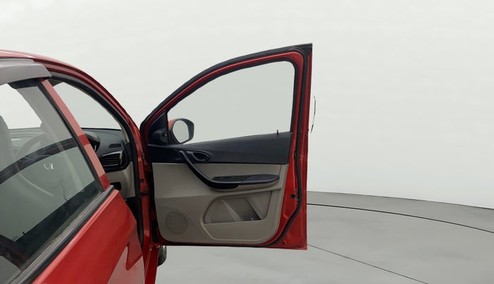 2019 Tata Tiago XT PETROL, Petrol, Manual, 86,264 km, RHS Front Door