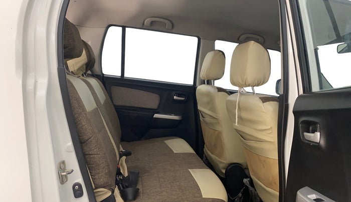 2015 Maruti Wagon R 1.0 VXI, Petrol, Manual, 35,923 km, Right Side Rear Door Cabin