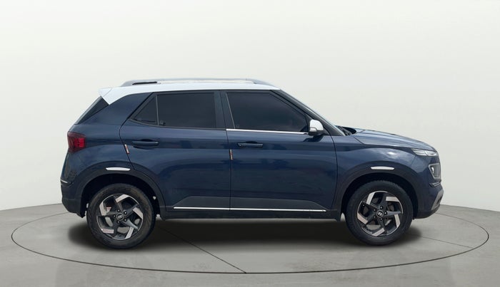2019 Hyundai VENUE SX 1.0 TURBO DUAL TONE, Petrol, Manual, 99,565 km, Right Side View