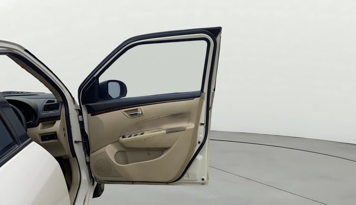 2014 Maruti Swift Dzire VXI, Petrol, Manual, 1,12,388 km, RHS Front Door