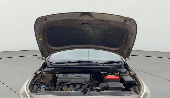 2017 Hyundai Verna 1.6 VTVT SX, Petrol, Manual, 59,816 km, Open Bonet