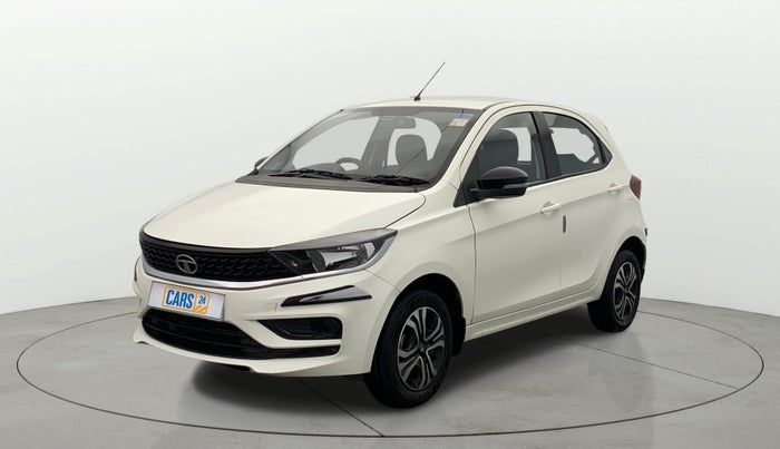 2023 Tata Tiago XT PETROL, Petrol, Manual, 26,861 km, Left Front Diagonal