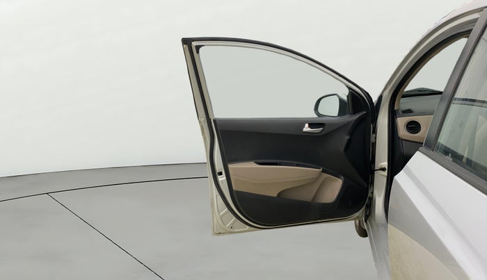 2015 Hyundai Xcent SX AT 1.2 (O), Petrol, Automatic, 24,625 km, LHS Front Door