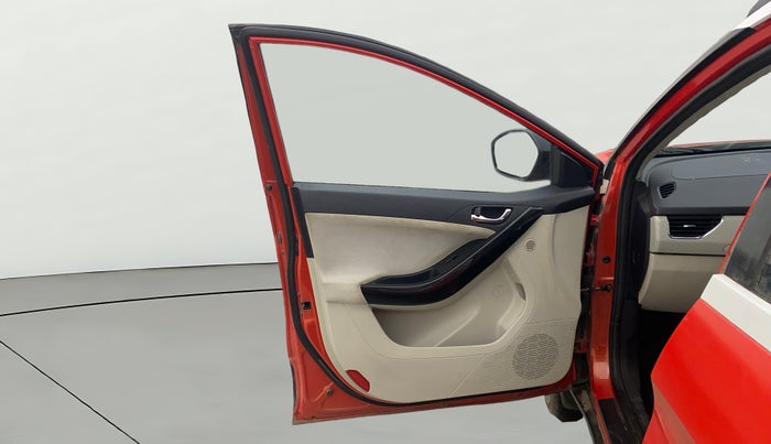 2021 Tata NEXON XZ PLUS (O) PETROL DUAL TONE, Petrol, Manual, 53,304 km, LHS Front Door