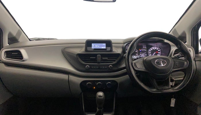 2020 Tata ALTROZ XE PETROL, Petrol, Manual, 31,679 km, Dashboard