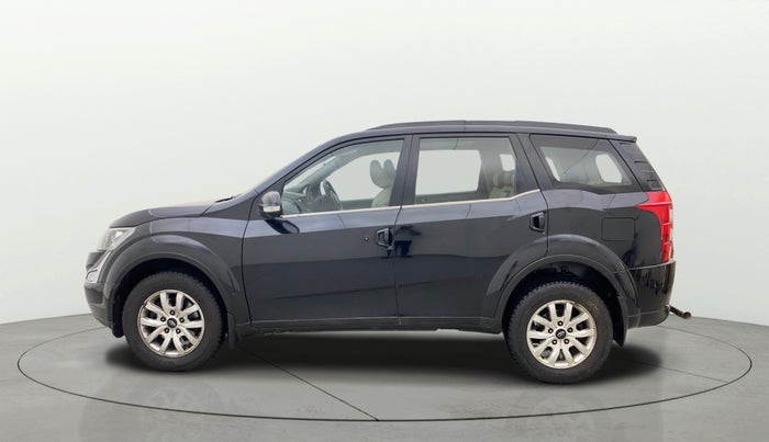 2017 Mahindra XUV500 W10, Diesel, Manual, 65,122 km, Left Side