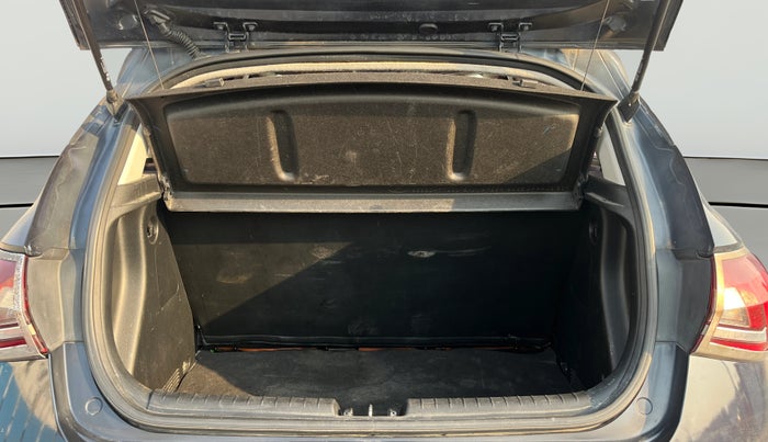 2021 Hyundai NEW I20 SPORTZ 1.2 MT, Petrol, Manual, 52,911 km, Boot Open Zoomed View