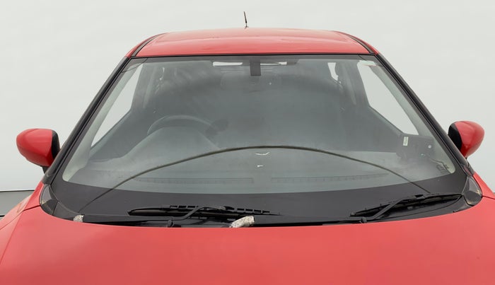 2016 Maruti Baleno ZETA PETROL 1.2, Petrol, Manual, 1,36,571 km, Front Windshield