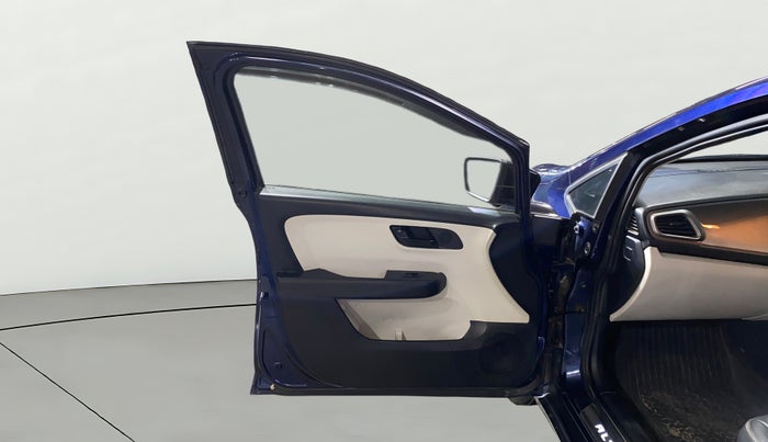 2023 Tata ALTROZ XM PLUS PETROL, Petrol, Manual, 21,889 km, LHS Front Door