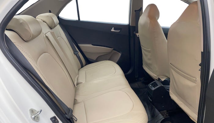 2014 Hyundai Xcent S 1.1 CRDI (O), Diesel, Manual, 1,11,374 km, Right Side Rear Door Cabin