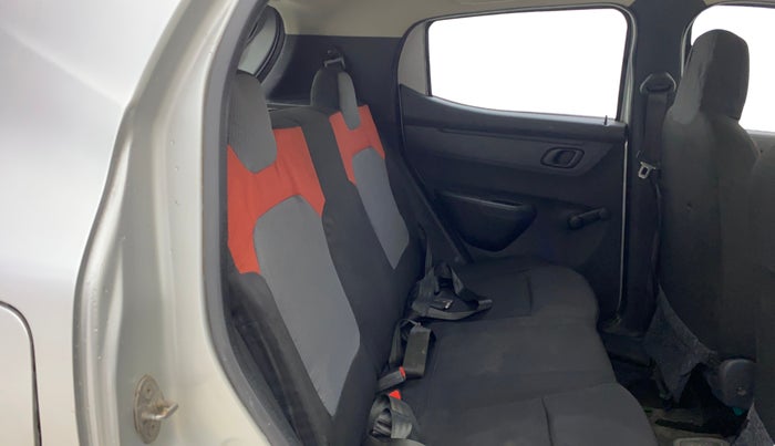 2016 Renault Kwid RXT 0.8, Petrol, Manual, 43,104 km, Right Side Rear Door Cabin