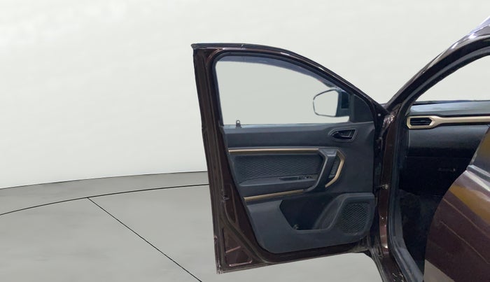 2021 Renault Kiger RXT MT, Petrol, Manual, 39,899 km, LHS Front Door