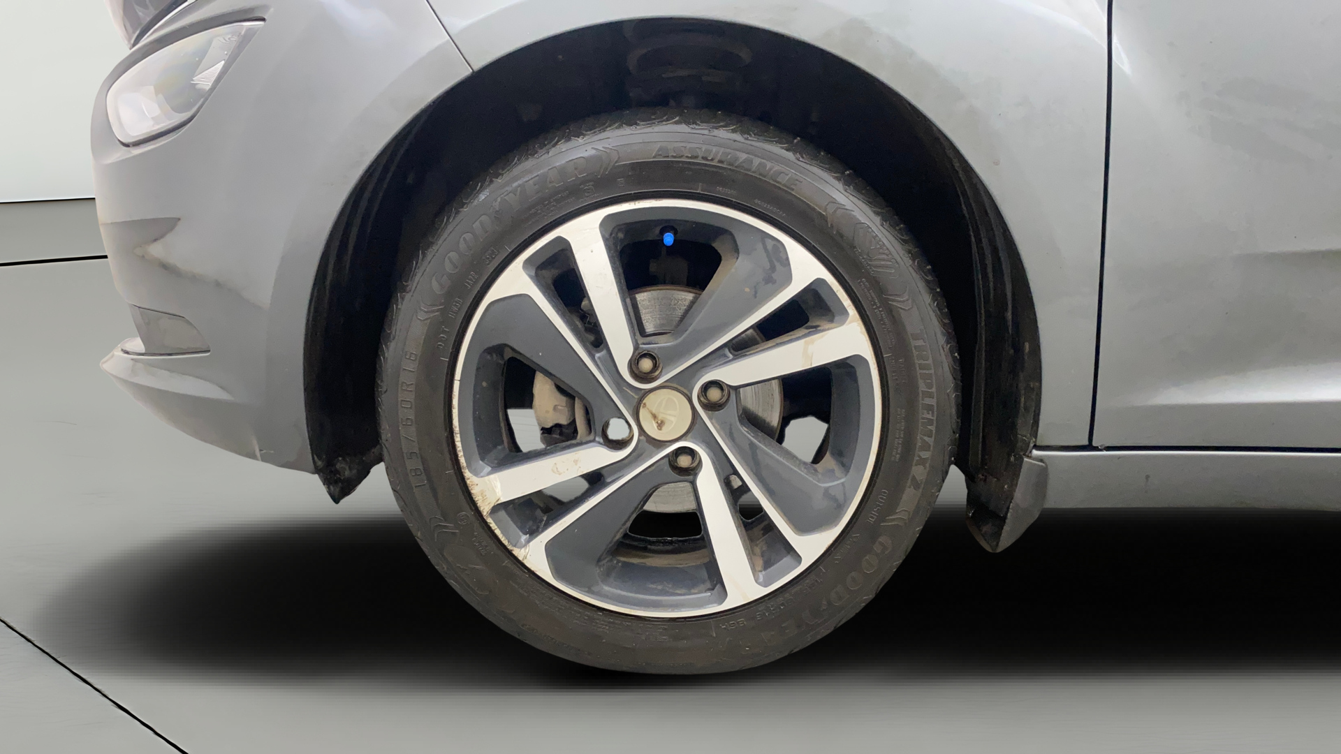 camera-Left-Front-Wheel