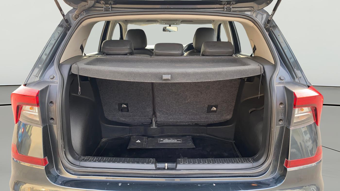 2022 Skoda KUSHAQ AMBITION 1.0L TSI MT, Petrol, Manual, 48,477 km, Boot Open Zoomed View