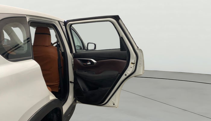 2024 Maruti Grand Vitara DELTA SMART HYBRID, Petrol, Manual, 34,308 km, RHS Rear Door