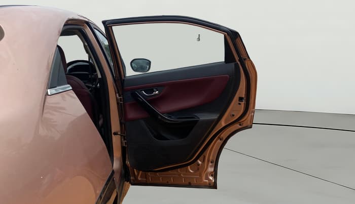 2024 Tata Curvv Accomplished Plus A 1.2 Hyperion GDI Petrol 6MT, Petrol, Manual, 1,757 km, RHS Rear Door