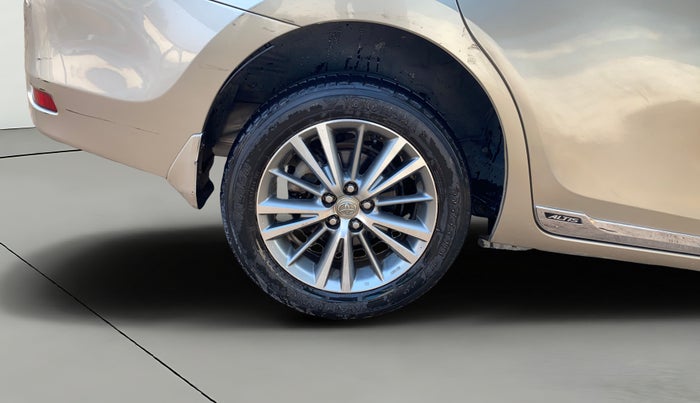 2015 Toyota Corolla Altis VL CVT PETROL, Petrol, Automatic, 60,262 km, Right Rear Wheel