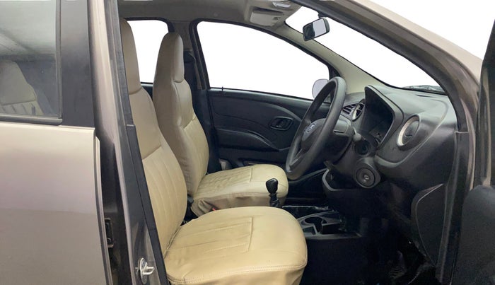 2018 Datsun Redi Go A, Petrol, Manual, 34,374 km, Right Side Front Door Cabin