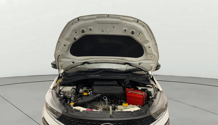 2024 Tata Tiago XT Rhythm CNG, CNG, Manual, 16,209 km, Open Bonet