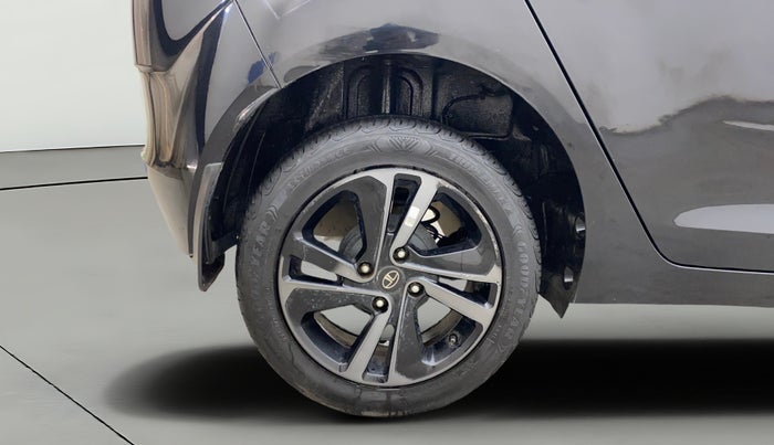 2022 Tata ALTROZ XZA PLUS DARK EDTION, Petrol, Automatic, 22,346 km, Right Rear Wheel