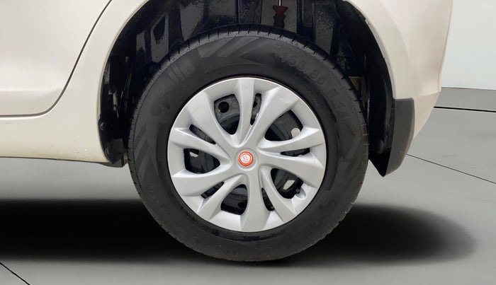 2015 Maruti Swift VXI, Petrol, Manual, 71,857 km, Left Rear Wheel