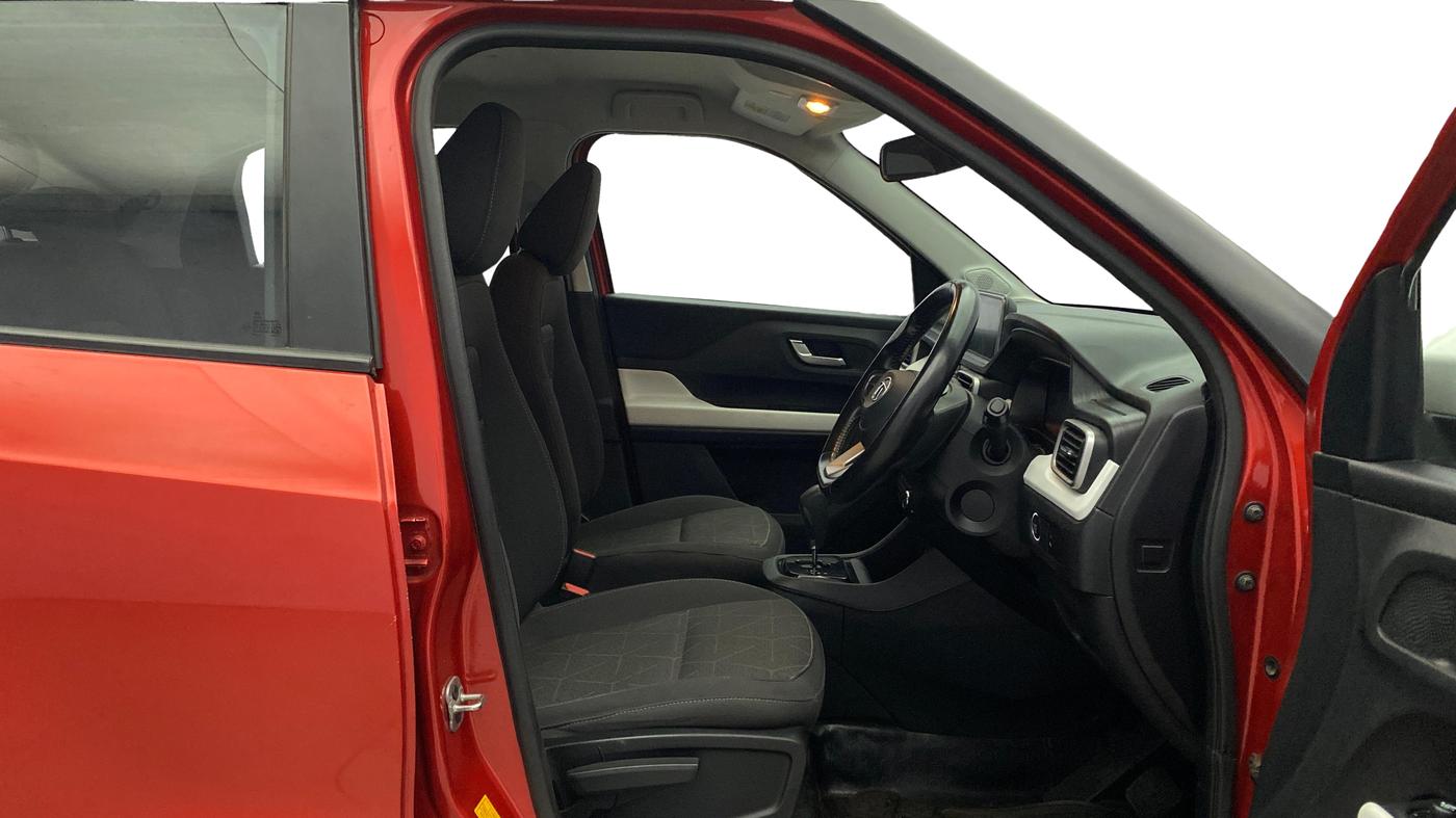 2021 Tata PUNCH CREATIVE AMT 1.2 RTN DUAL TONE, Petrol, Automatic, 89,407 km, Right Side Front Door Cabin