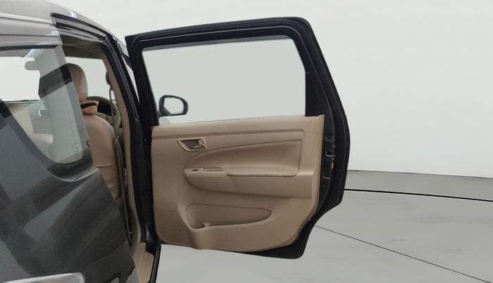 2017 Maruti Ertiga VXI CNG, CNG, Manual, 68,349 km, RHS Rear Door