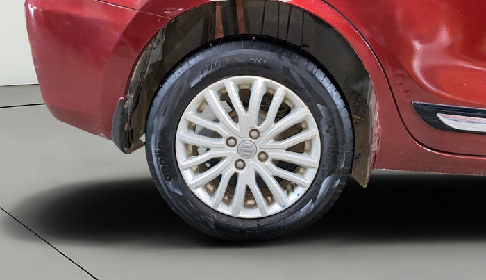 2017 Maruti Dzire ZXI, Petrol, Manual, 1,07,601 km, Right Rear Wheel