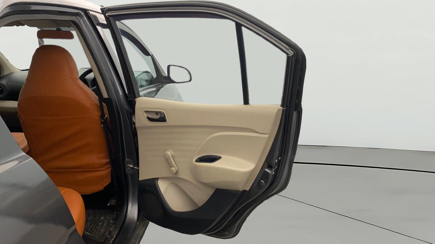 2019 Hyundai NEW SANTRO ERA EXECUTIVE, CNG, Manual, 46,959 km, RHS Rear Door