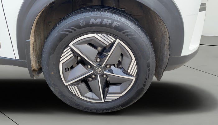 2024 Tata NEXON Creative Plus 1.2 iCNG, CNG, Manual, 20,491 km, Right Front Wheel