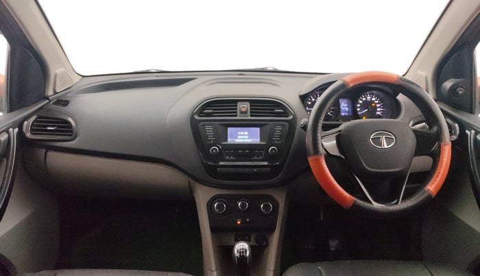 2018 Tata Tiago XT PETROL, Petrol, Manual, 54,381 km, Dashboard