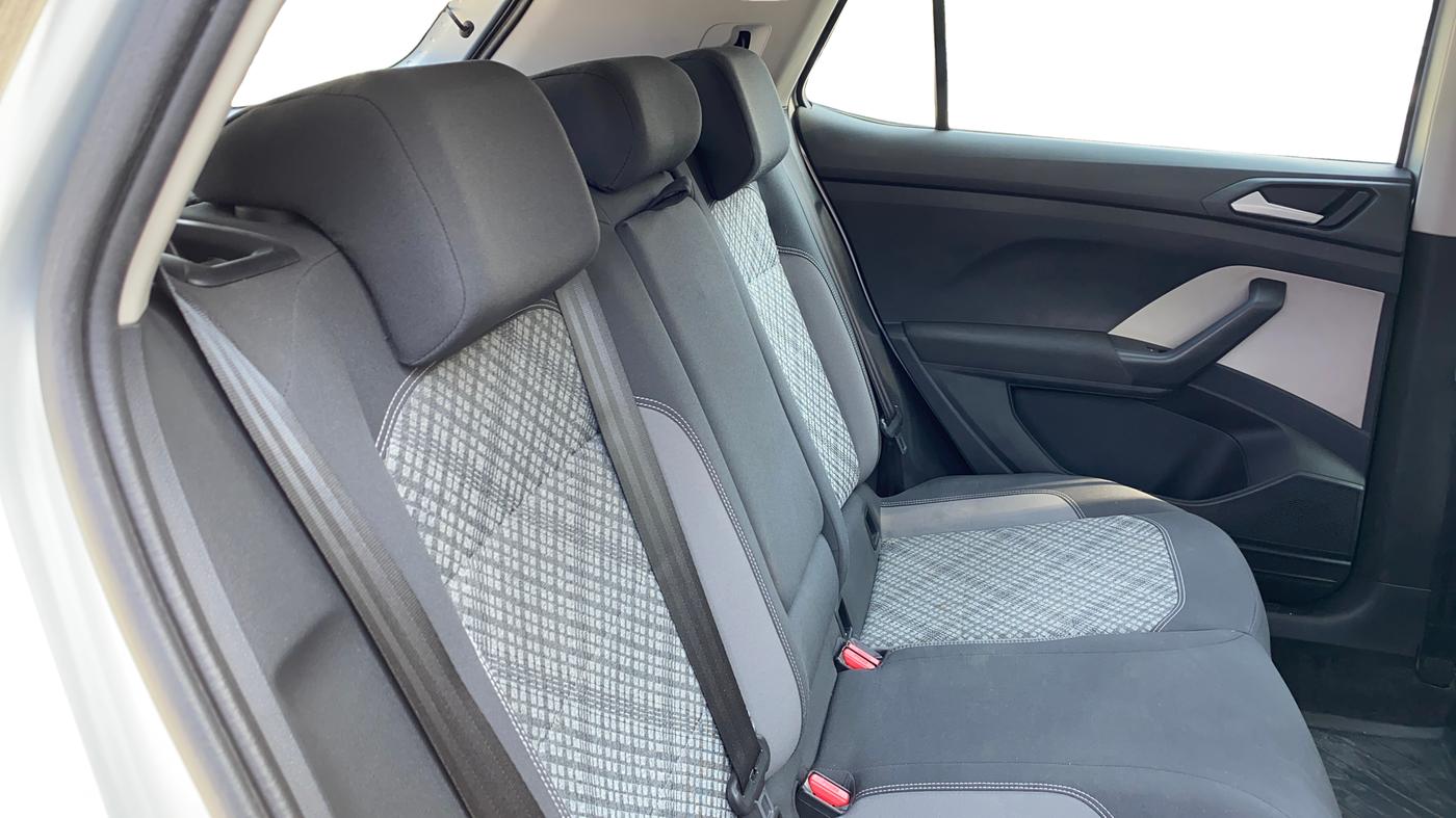 2022 Volkswagen TAIGUN HIGHLINE 1.0 TSI MT, Petrol, Manual, 28,538 km, Right Side Rear Door Cabin