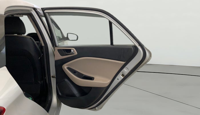 2017 Hyundai Elite i20 SPORTZ 1.2, CNG, Manual, 71,229 km, RHS Rear Door