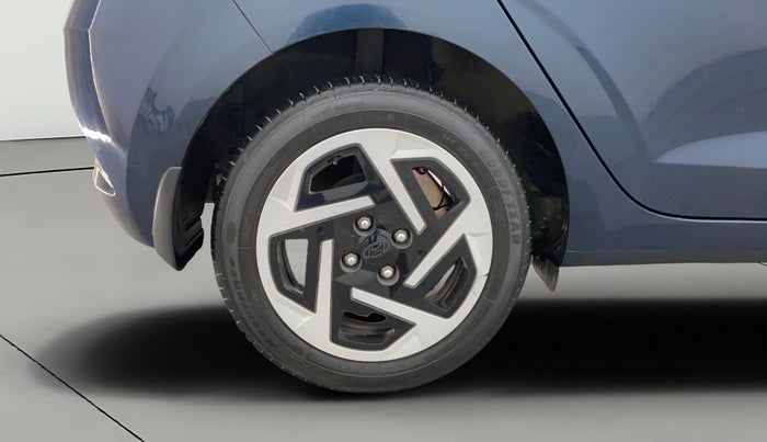 2024 Hyundai GRAND I10 NIOS Sportz 1.2 HY-CNG Duo, CNG, Manual, 16,592 km, Right Rear Wheel