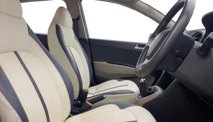 2013 Hyundai Grand i10 SPORTZ 1.2 KAPPA VTVT, Petrol, Manual, 1,11,648 km, Right Side Front Door Cabin