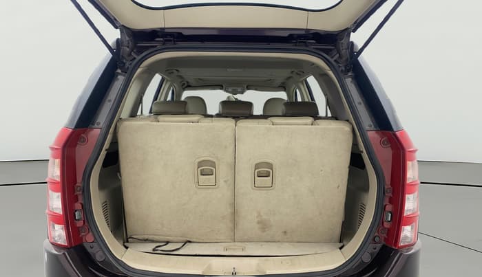 2016 Mahindra XUV500 W10 AWD AT, Diesel, Automatic, 91,250 km, Boot Open Zoomed View