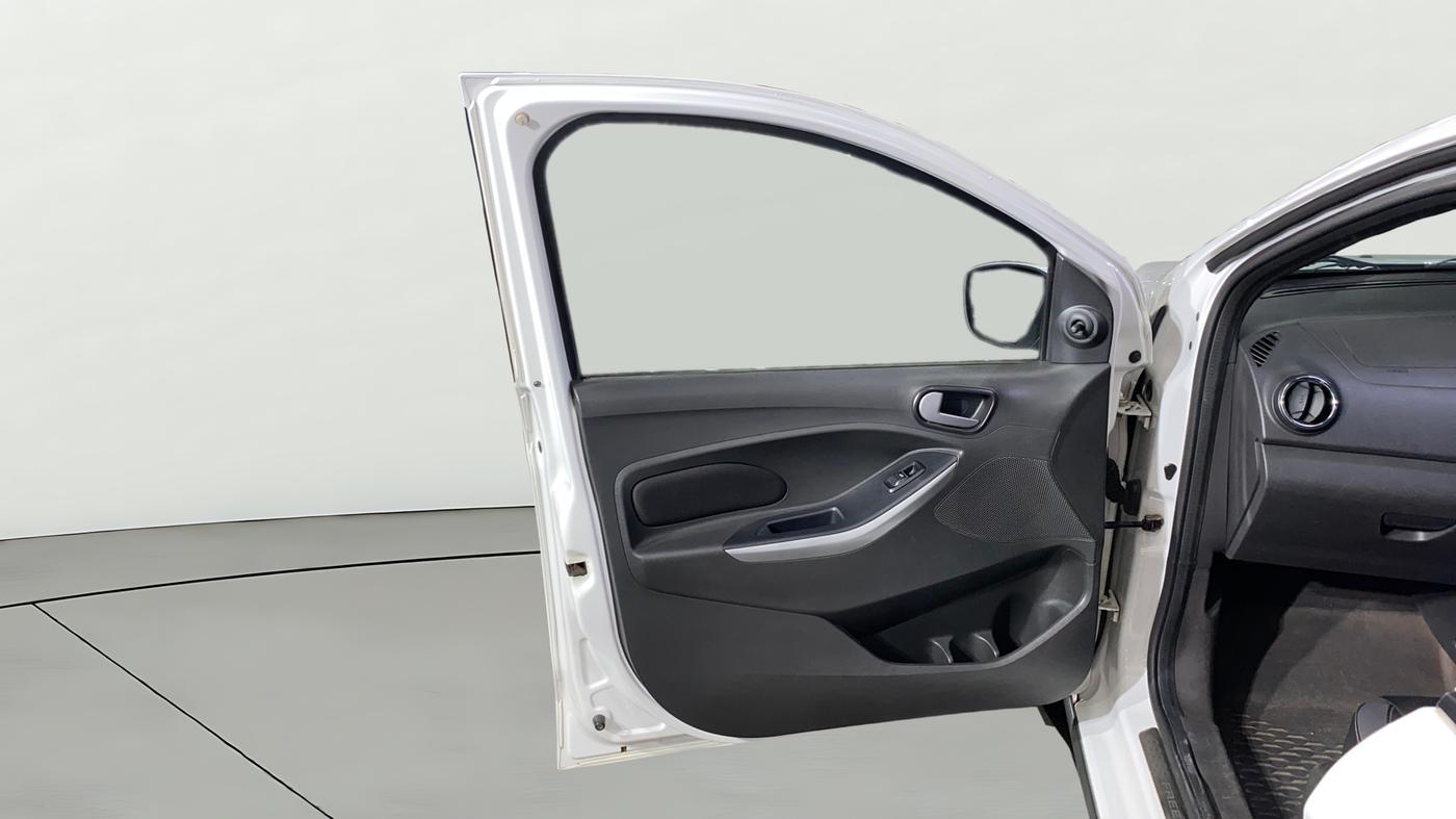 2019 Ford FREESTYLE TREND PLUS 1.2 PETROL, Petrol, Manual, 42,832 km, LHS Front Door
