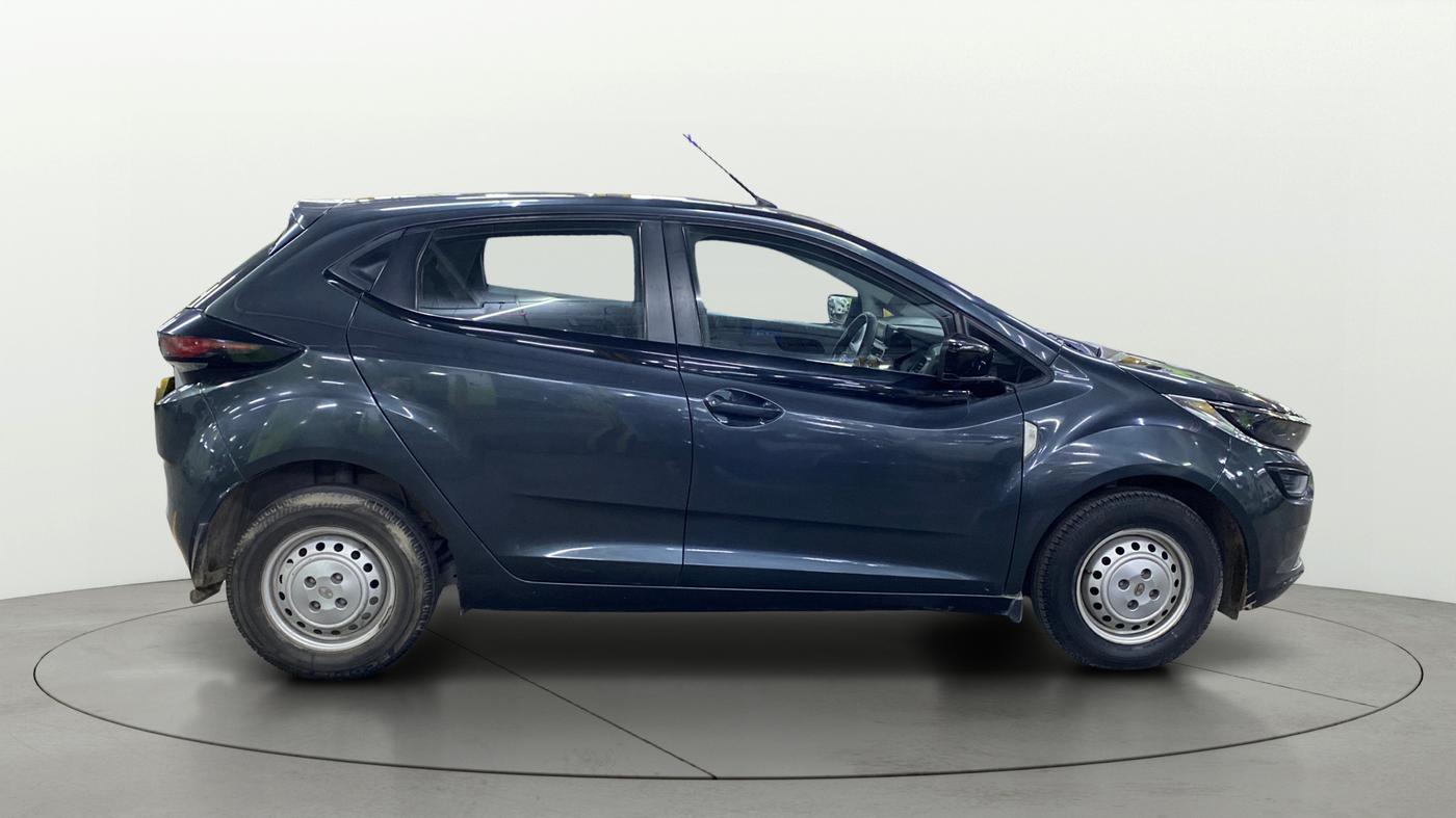 2020 Tata ALTROZ XM PETROL, Petrol, Manual, 81,344 km, Right Side View