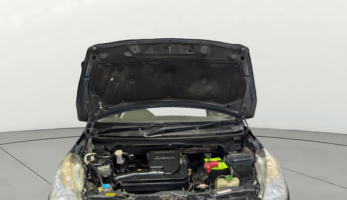 2017 Maruti Ertiga VXI, Petrol, Manual, 93,018 km, Open Bonet