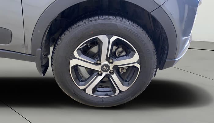 2023 Tata NEXON XZ PLUS PETROL SUNROOF, Petrol, Manual, 31,231 km, Right Front Wheel