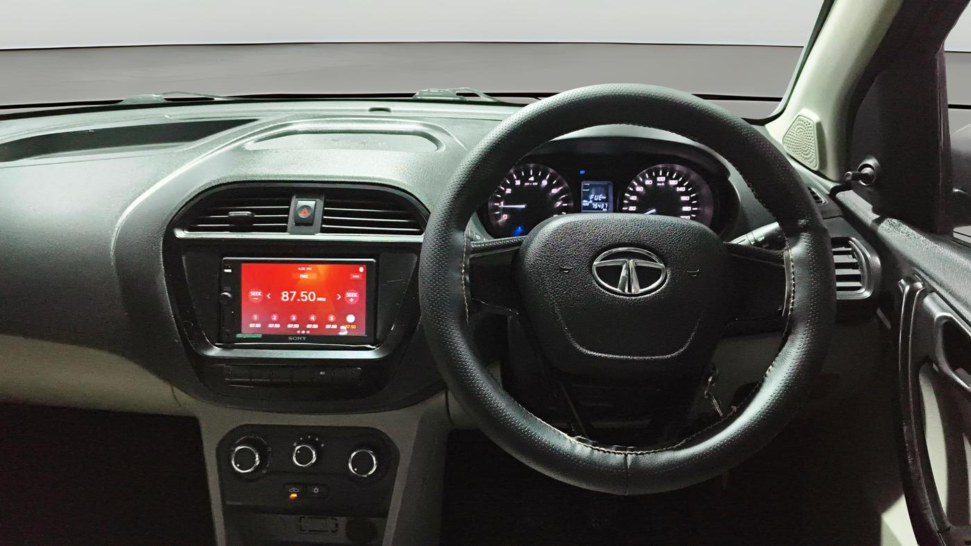 2018 Tata Tiago XM PETROL, Petrol, Manual, 75,428 km, Steering Wheel Close Up