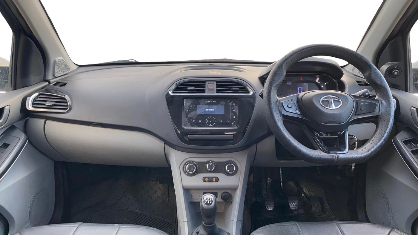 2023 Tata Tiago XT PETROL, Petrol, Manual, 59,240 km, Dashboard