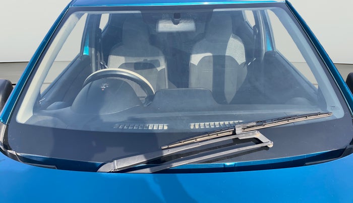 2020 Renault Kwid RXL 1.0, Petrol, Manual, 70,555 km, Front Windshield