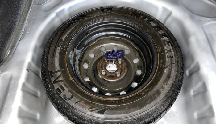 2019 Maruti Dzire VDI, Diesel, Manual, 85,040 km, Spare Tyre