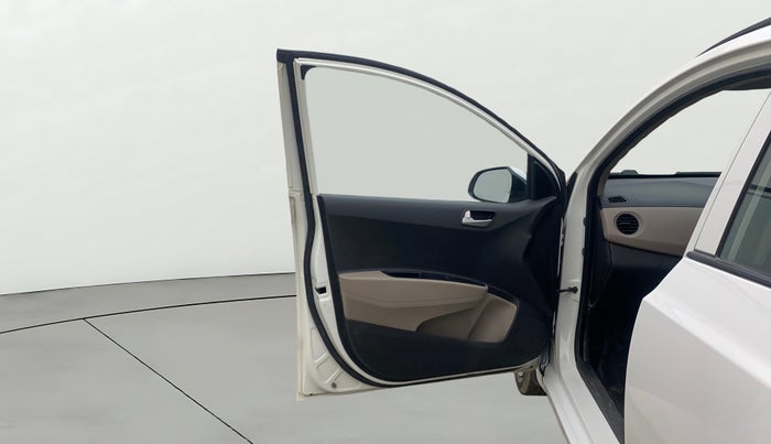 2016 Hyundai Grand i10 SPORTZ 1.2 KAPPA VTVT, Petrol, Manual, 84,826 km, LHS Front Door