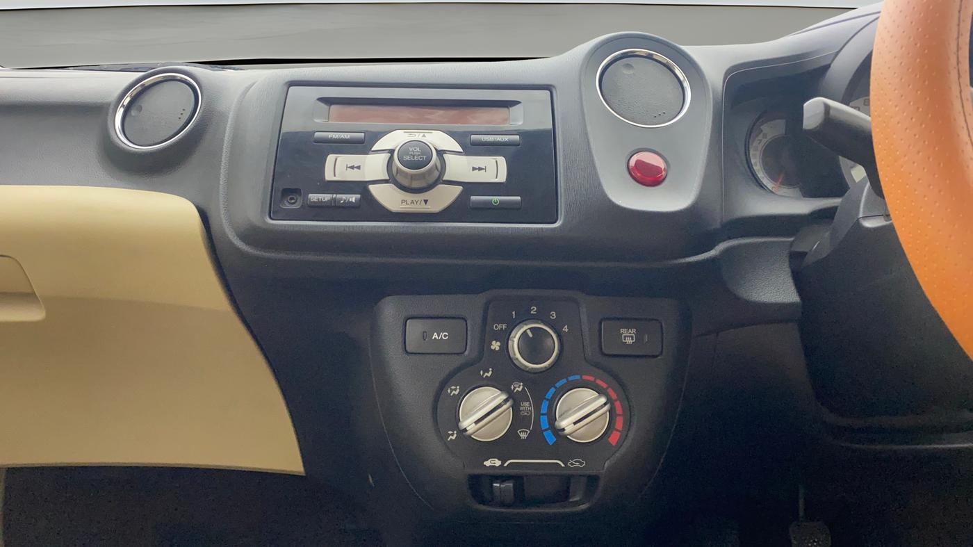 2014 Honda Brio S MT, Petrol, Manual, 56,061 km, Air Conditioner